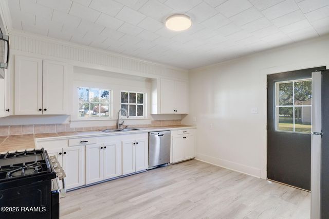 301 3rd Street, Abbeville, LA 70510