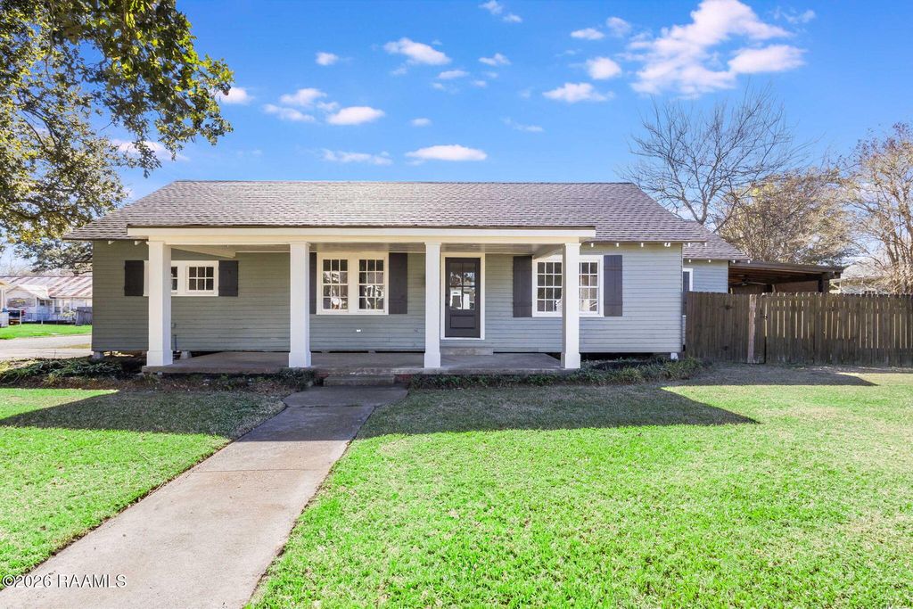 301 3rd Street, Abbeville, LA 70510