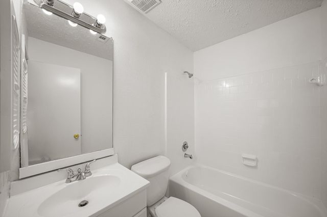20614 Park Row Drive, Katy, TX 77449