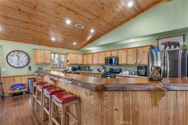 261 Crater Lake, Big Bear Lake, CA 92315