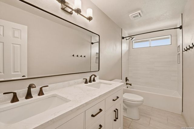 26032 UPTON CRK, San Antonio, TX 78260