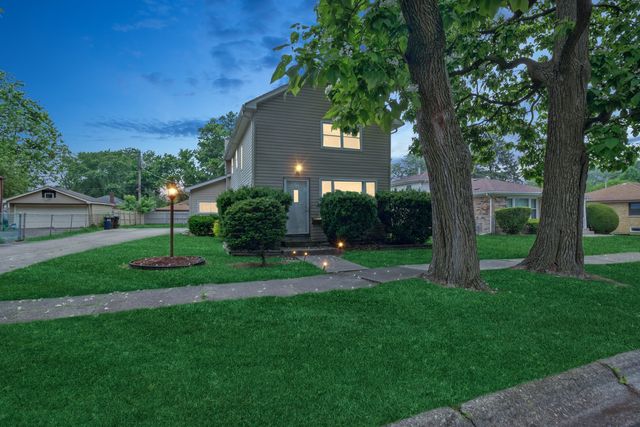 18526 Morris Avenue, Homewood, IL 60430