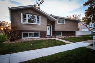 500 N Westwood Avenue, Lombard, IL 60148