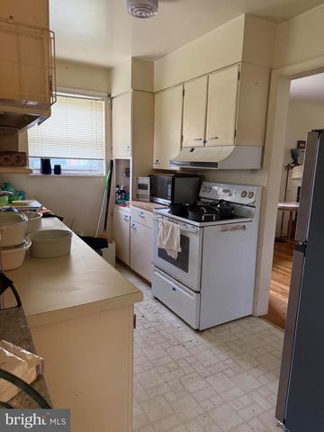 918 N MONTANA ST, Arlington, VA 22205