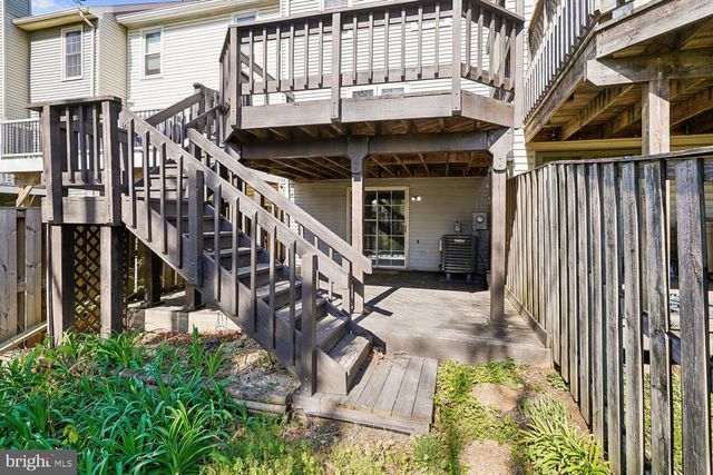 14033 BETSY ROSS LN, Centreville, VA 20121