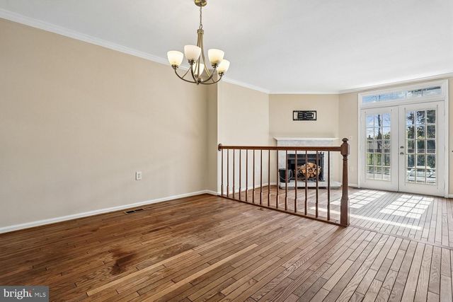 14033 BETSY ROSS LN, Centreville, VA 20121