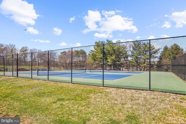 14033 BETSY ROSS LN, Centreville, VA 20121