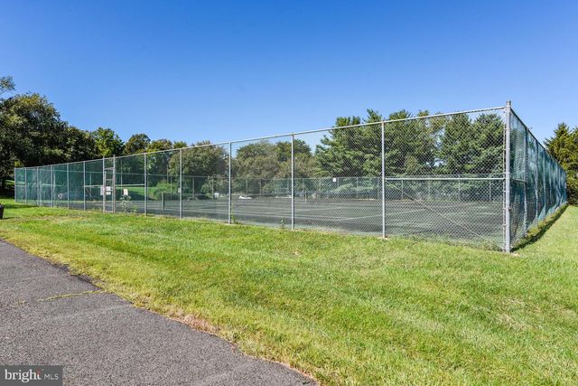 14033 BETSY ROSS LN, Centreville, VA 20121