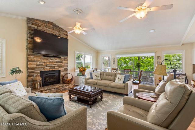 1938 Lakeview Summit Drive, Young Harris, GA 30582