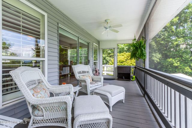 1938 Lakeview Summit Drive, Young Harris, GA 30582