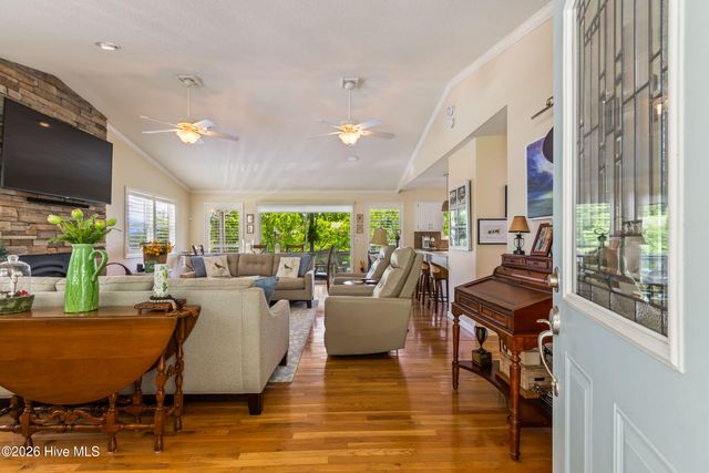 1938 Lakeview Summit Drive, Young Harris, GA 30582