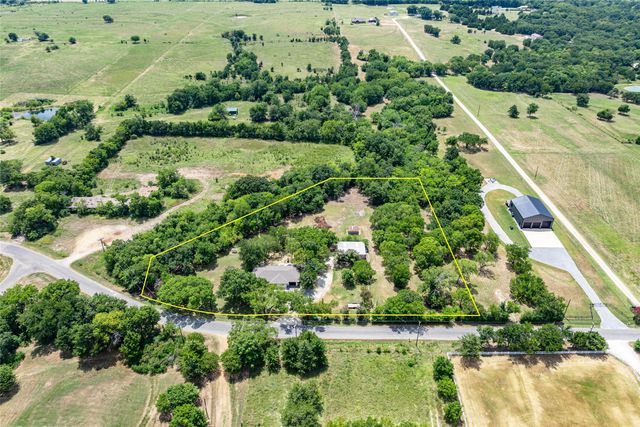 414 Flowing Wells Road, Pottsboro, TX 75076