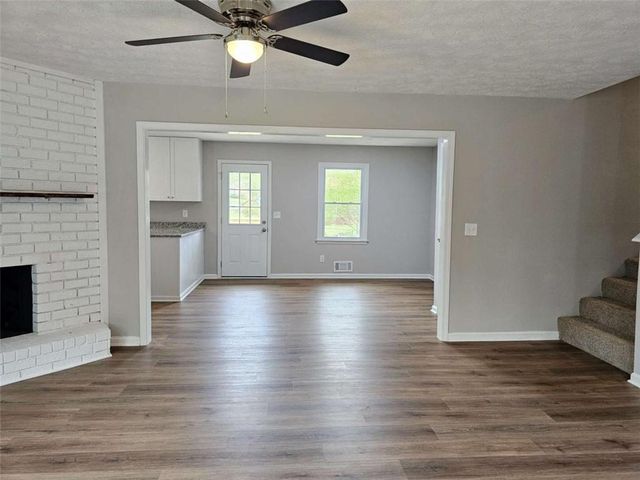 6470 Michell Way, Douglasville, GA 30135