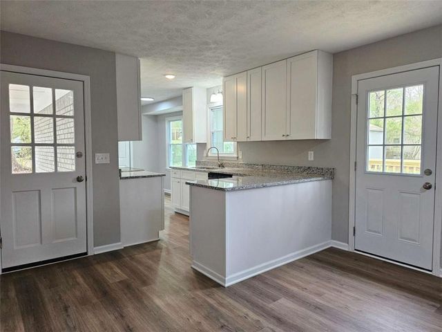 6470 Michell Way, Douglasville, GA 30135