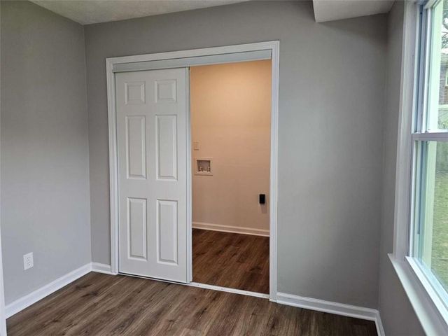 6470 Michell Way, Douglasville, GA 30135