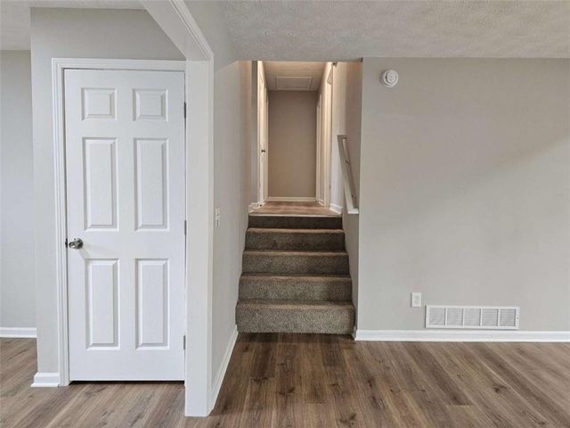 6470 Michell Way, Douglasville, GA 30135