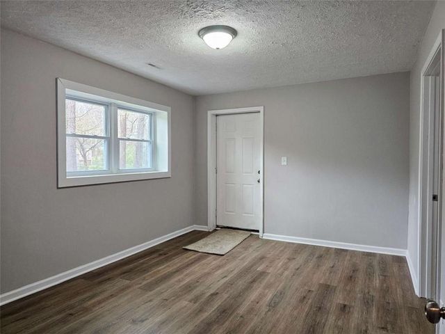 6470 Michell Way, Douglasville, GA 30135