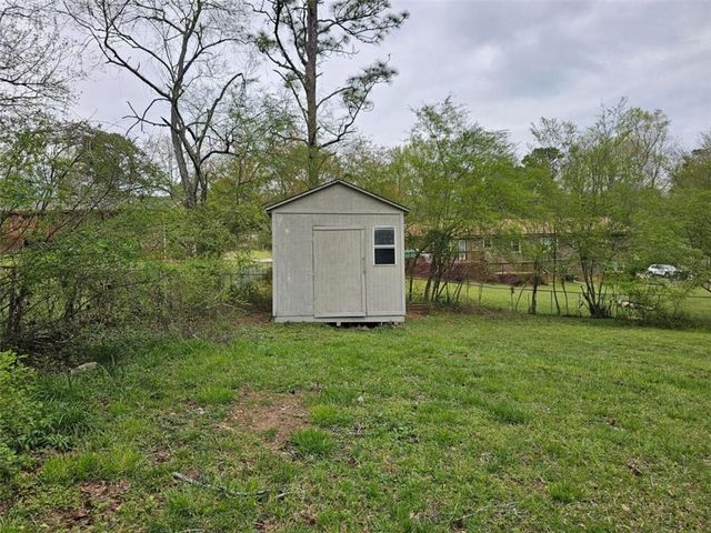 6470 Michell Way, Douglasville, GA 30135