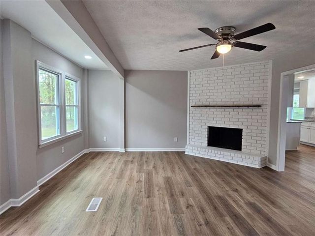 6470 Michell Way, Douglasville, GA 30135