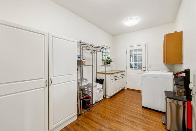 100 Little El Paso RD, Martindale, TX 78655