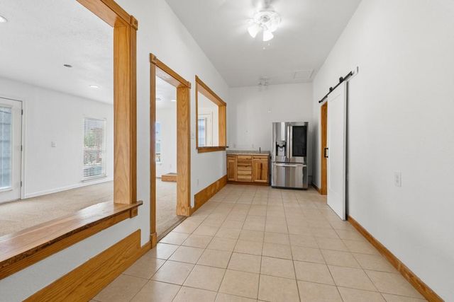 100 Little El Paso RD, Martindale, TX 78655