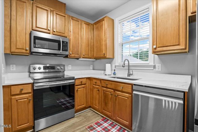 833 Providence Glen Drive, Chapel Hill, NC 27514