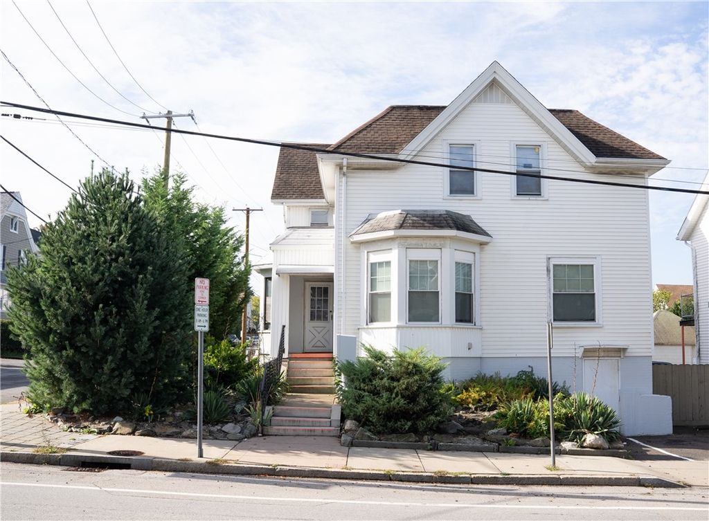 93 Warren Avenue, East Providence, RI 02914