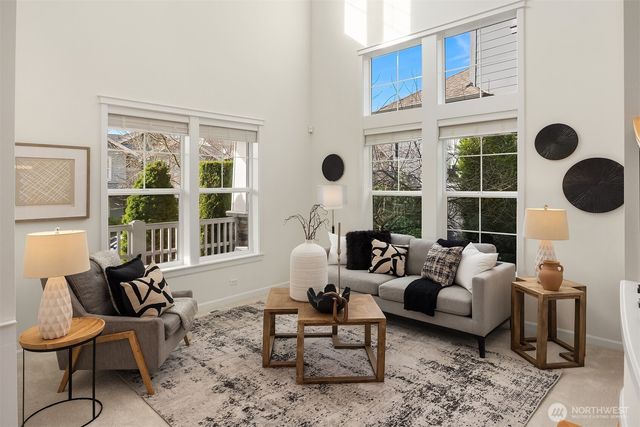 1512 24th Avenue NE, Issaquah, WA 98029