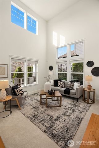 1512 24th Avenue NE, Issaquah, WA 98029