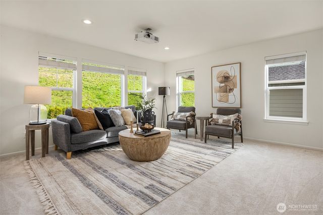 1512 24th Avenue NE, Issaquah, WA 98029