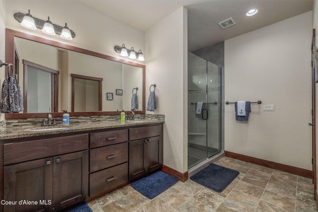 15079 N PRISTINE CIR, Rathdrum, ID 83858