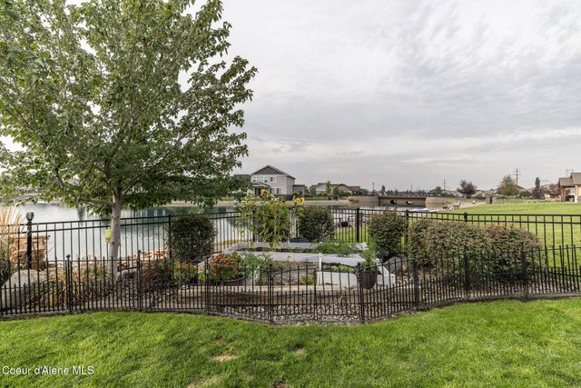 15079 N PRISTINE CIR, Rathdrum, ID 83858