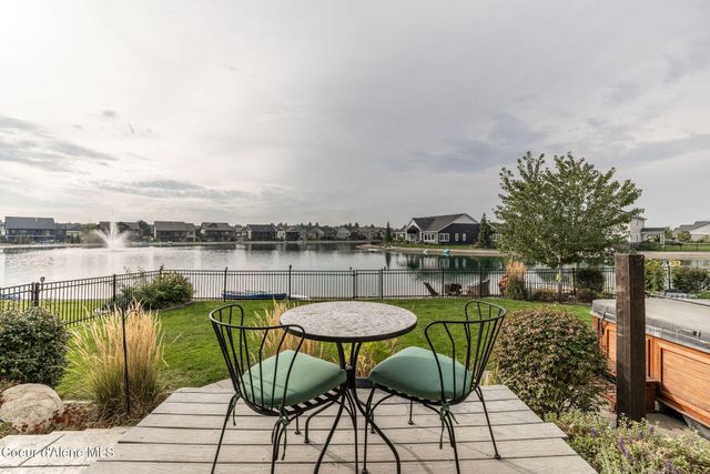 15079 N PRISTINE CIR, Rathdrum, ID 83858