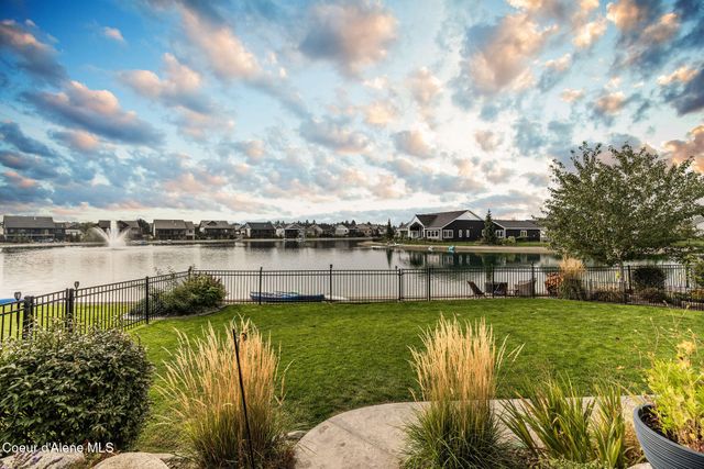 15079 N PRISTINE CIR, Rathdrum, ID 83858