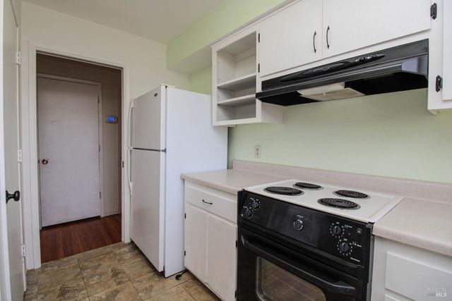 178 Glacier Cir, Vacaville, CA 95687