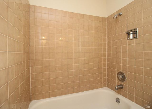 178 Glacier Cir, Vacaville, CA 95687