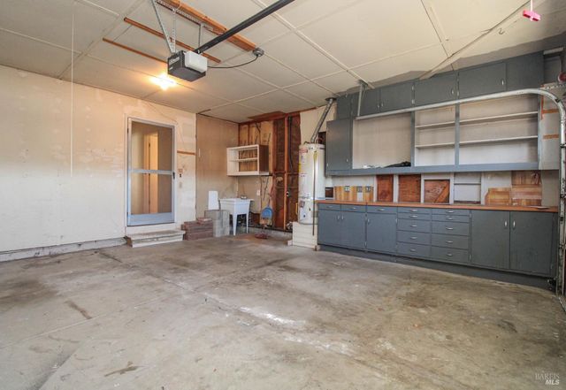 178 Glacier Cir, Vacaville, CA 95687