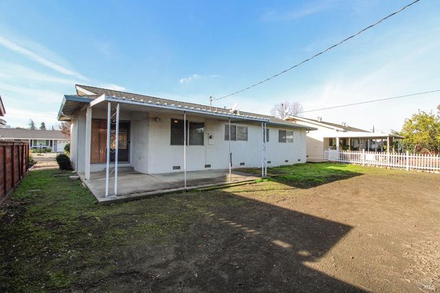 178 Glacier Cir, Vacaville, CA 95687