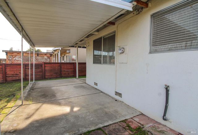 178 Glacier Cir, Vacaville, CA 95687