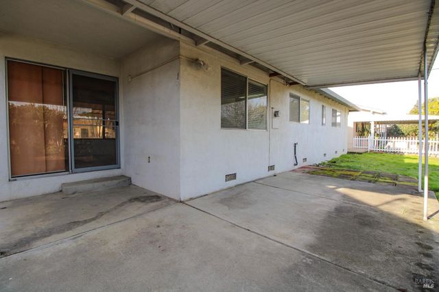 178 Glacier Cir, Vacaville, CA 95687