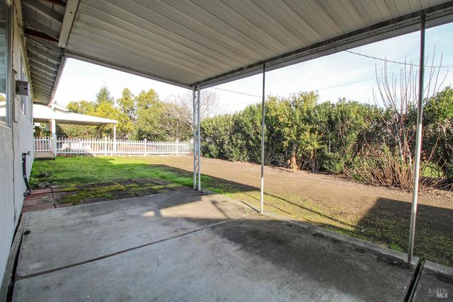 178 Glacier Cir, Vacaville, CA 95687