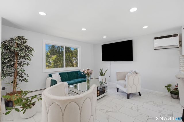 78 Obrien Drive, Meriden, CT 06450