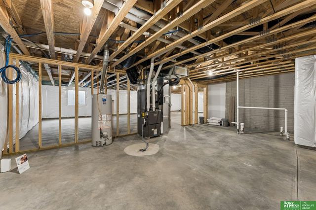 4906 Pinehill Road, Bellevue, NE 68133