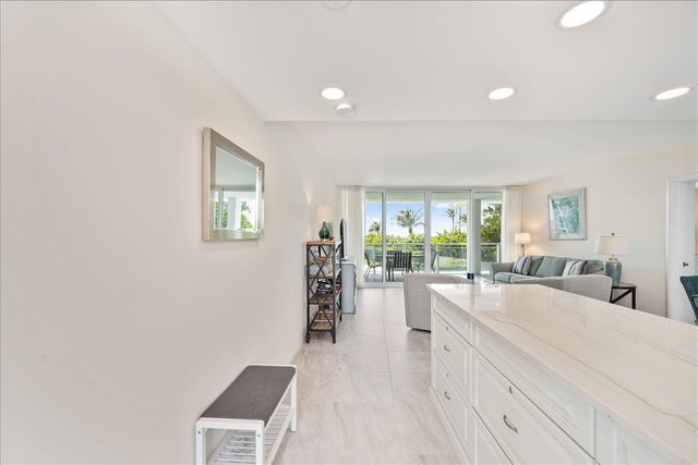 1213 S Ocean Boulevard 2e, Delray Beach, FL 33483
