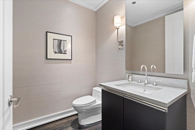 77 E WALTON Street 24D, Chicago, IL 60611