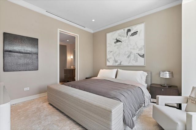 77 E WALTON Street 24D, Chicago, IL 60611