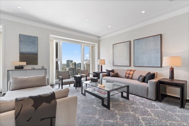 77 E WALTON Street 24D, Chicago, IL 60611