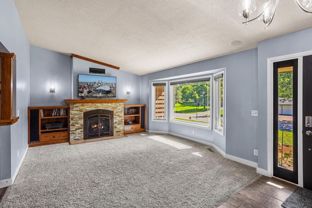 3025 Juniper Street S, Cambridge, MN 55008