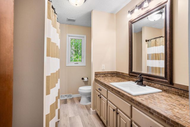 3025 Juniper Street S, Cambridge, MN 55008
