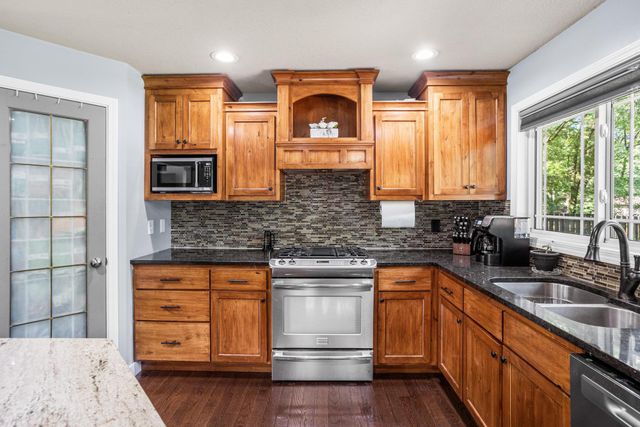 3025 Juniper Street S, Cambridge, MN 55008